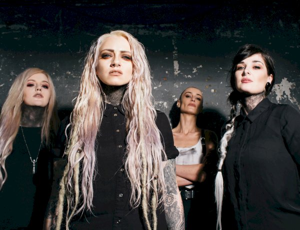 Courtesans
